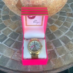 Betsy Johnson Watch! 💋